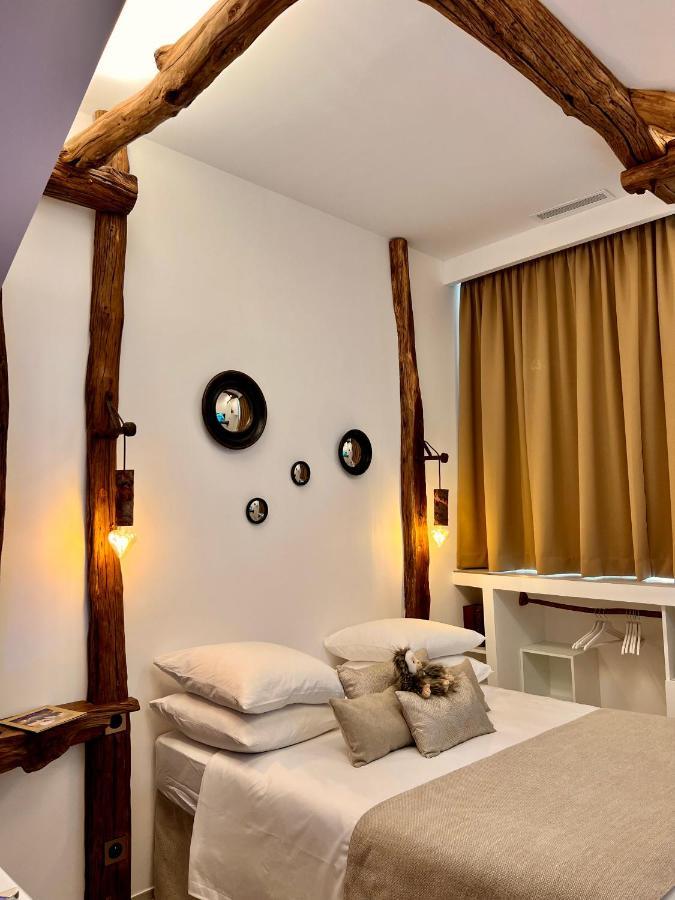 Tamarin & Capucin Suite Balneo Aubagne Exteriér fotografie