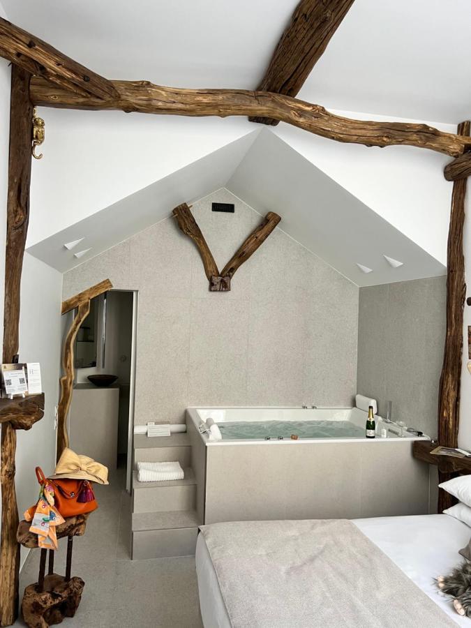 Tamarin & Capucin Suite Balneo Aubagne Exteriér fotografie